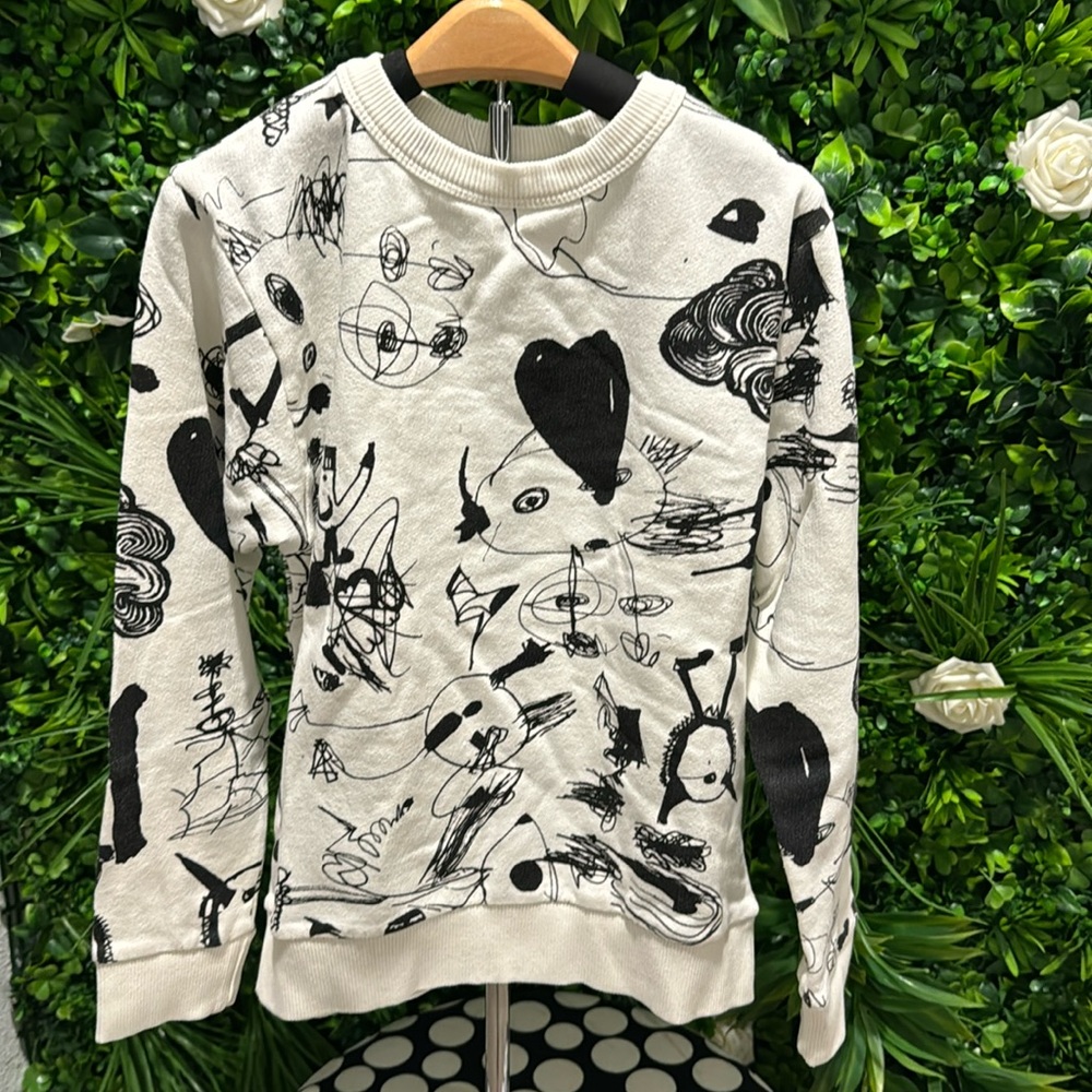 🆕🏷️ Wolf + Rita Sweatshirt 🖤🤍
